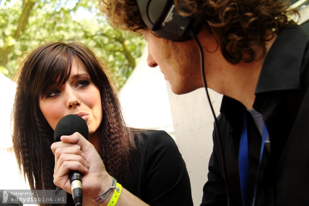 2011-05-05 Interviews voor Deventer Radio - Proper Outfit, met Daan van Dussen - Bevrijdingsfestival, Zwolle 018